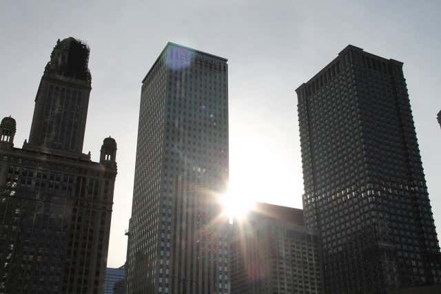 Sunrays through 3 skyscraper buildings 640x427